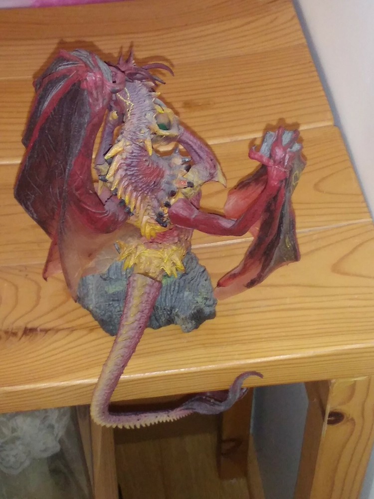 Sorcerer Dragon Clan Todd Macfarlane Dragon Figure