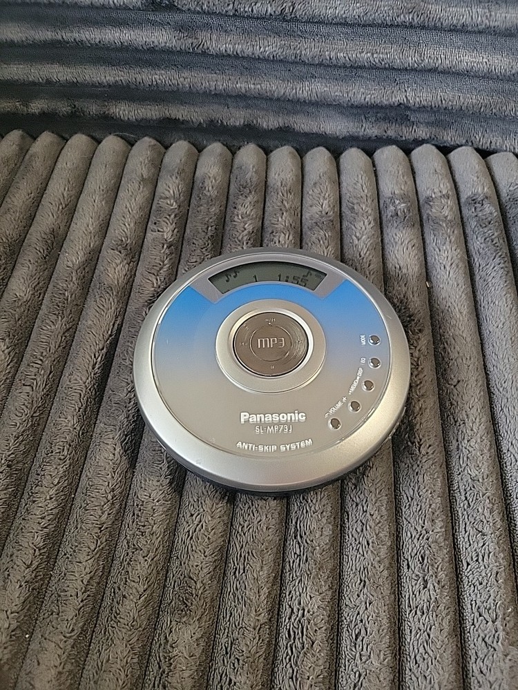 Panasonic SL-MP73J MP3. Portable CD Player