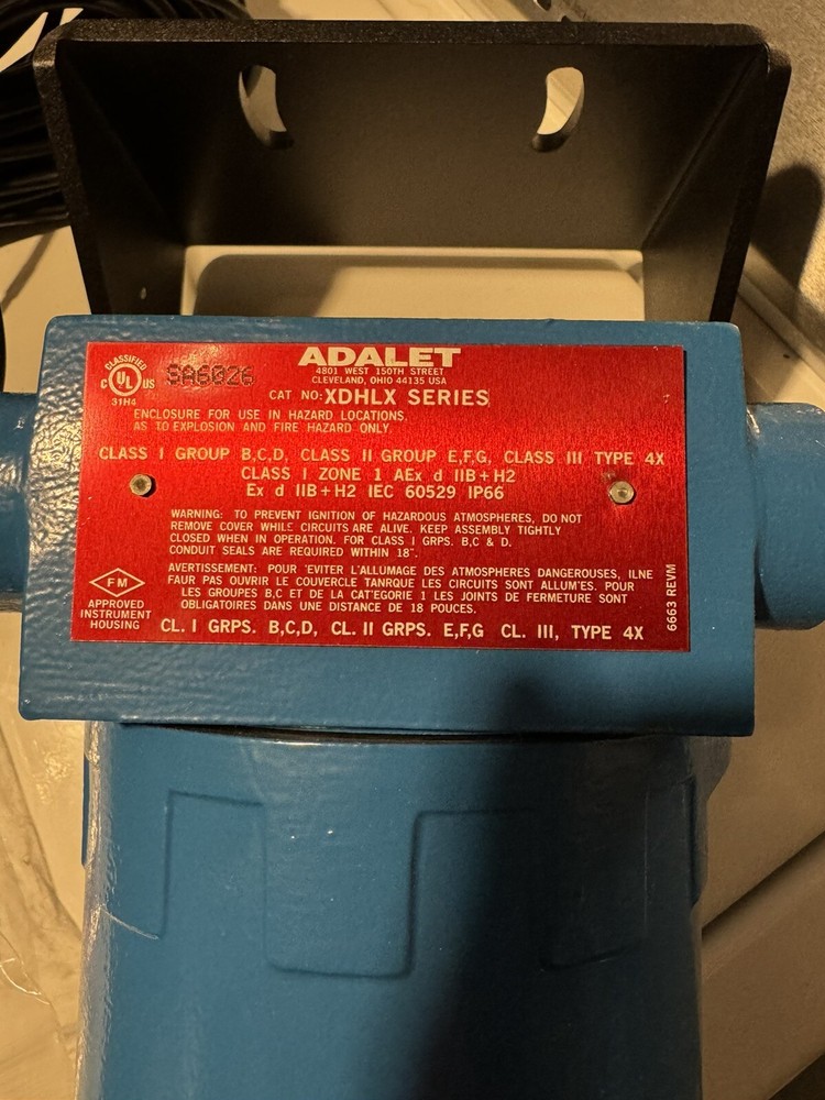 NEW BEA 10FALCONEX100 MOTION SENSOR WITH EXPLOSION-PROOF / FLAME-PROOF HOUSING