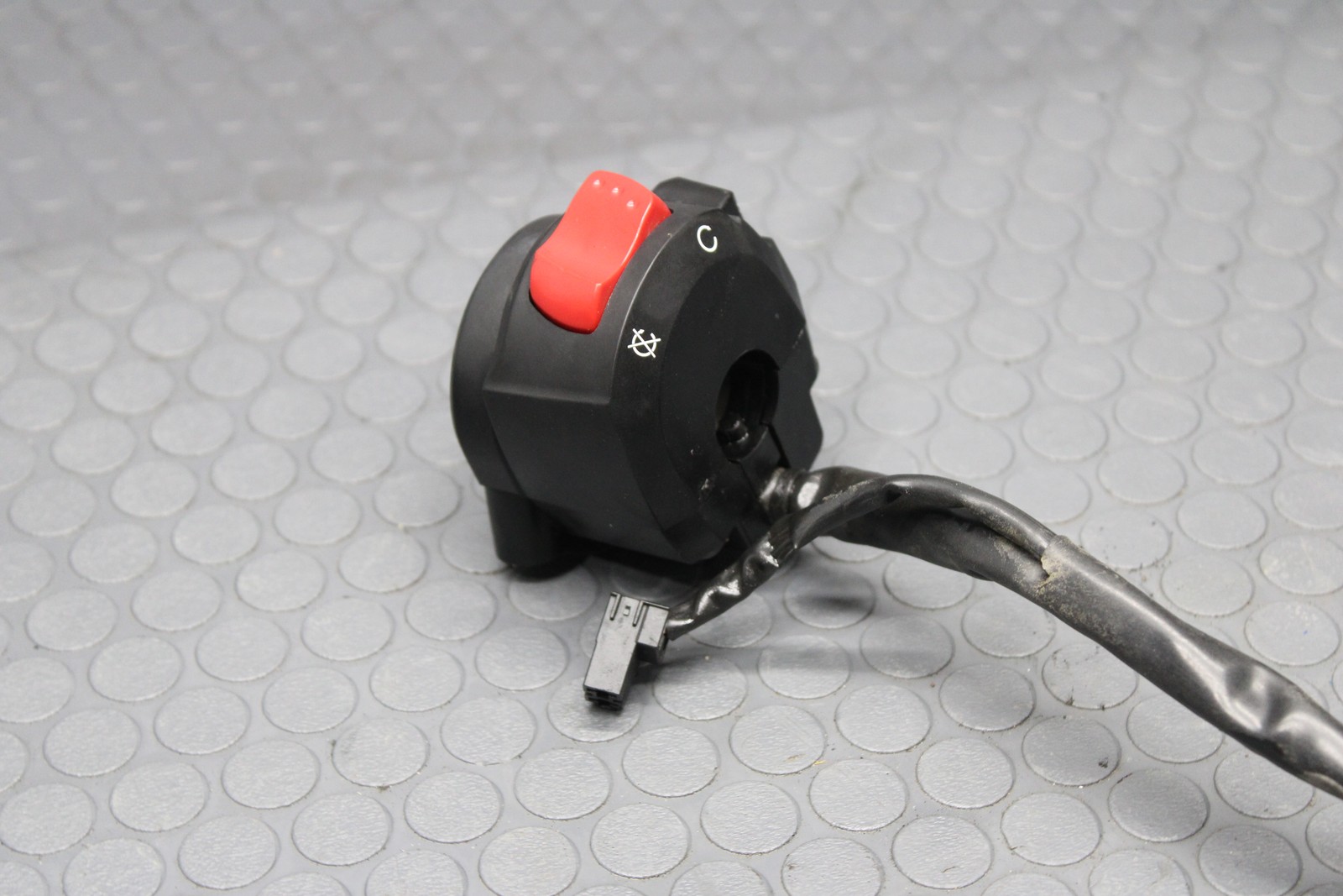 2011-2025 Suzuki GSXR600 GSXR750 Right Control Switch