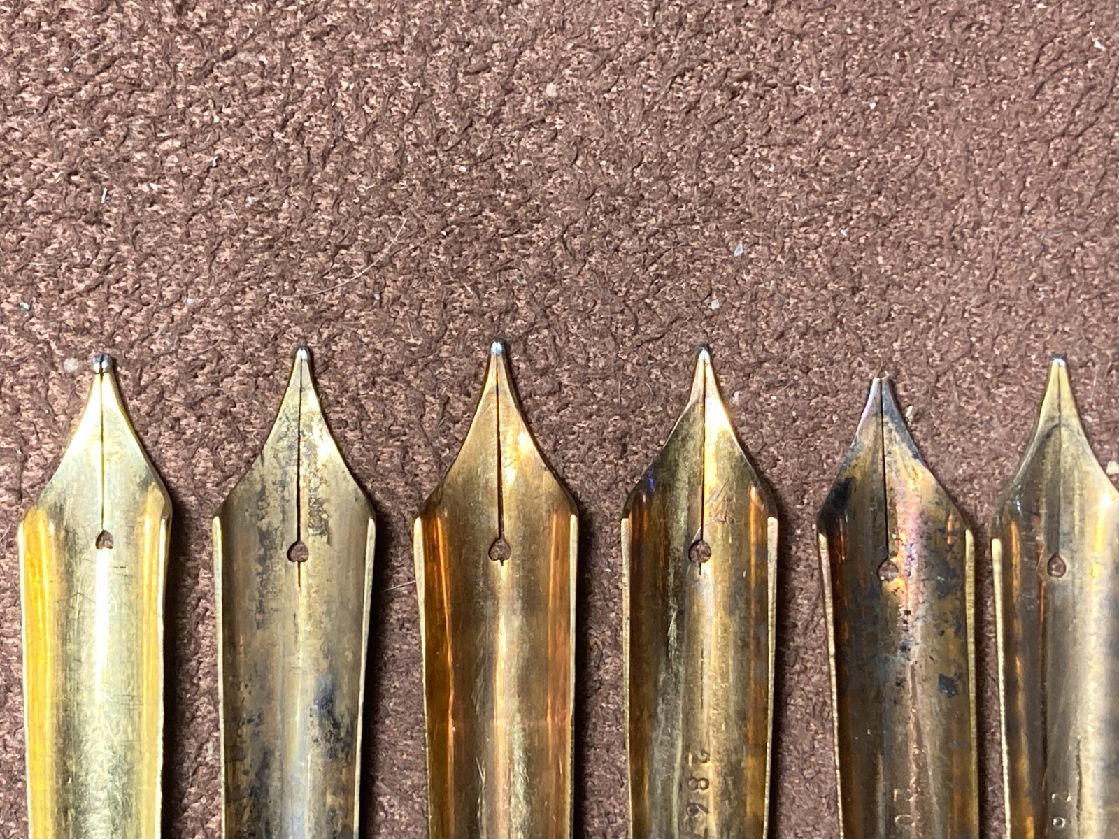 SHEAFFER SLENDER LONG LIFETIME 4 SIZE 14KT NIBS