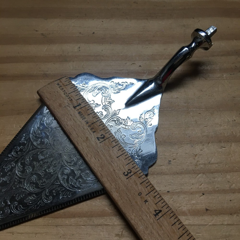 Vintage EP Silver Plate Cake Pie Server Ornate Design 7.75"L Italy W/o Handle