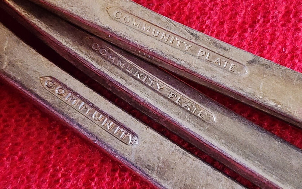 3 Community CORONATION 1936 SOLID SERVING SPOONS 8 1/2 " Pierced Floral Vintage