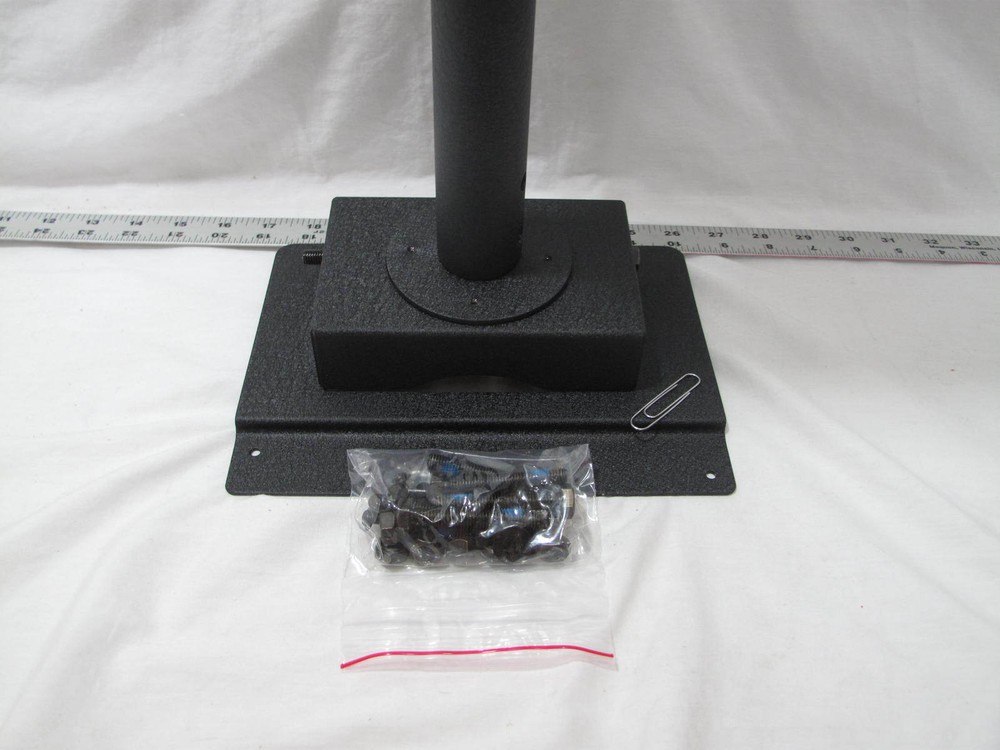 (1) NEW Genuine HP Projector Ceiling Mount Black Adjustable L1630A