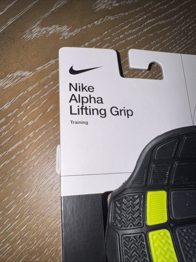 Nike Alpha Grip Lifting & training grips - Med NWT