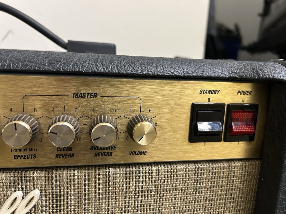 Marshall JCM600 1990s