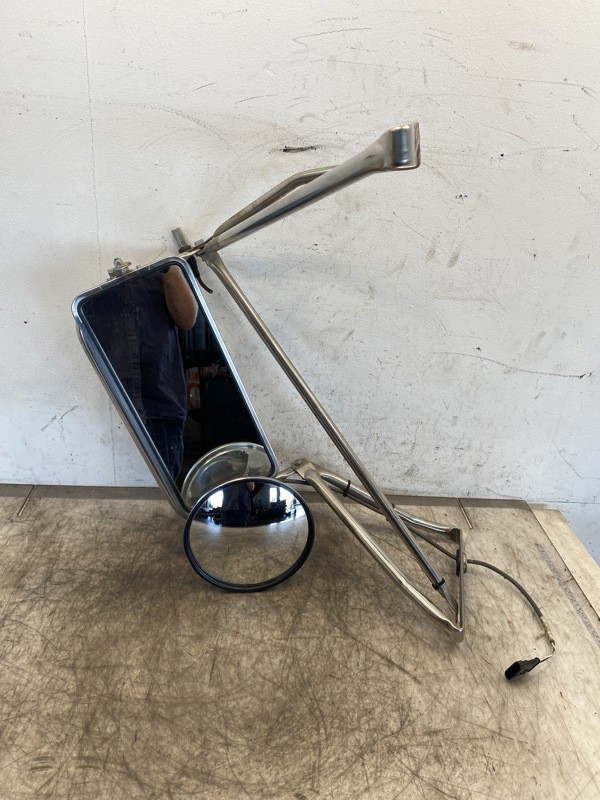 2007 Sterling A9500 Mirror (613-15134)