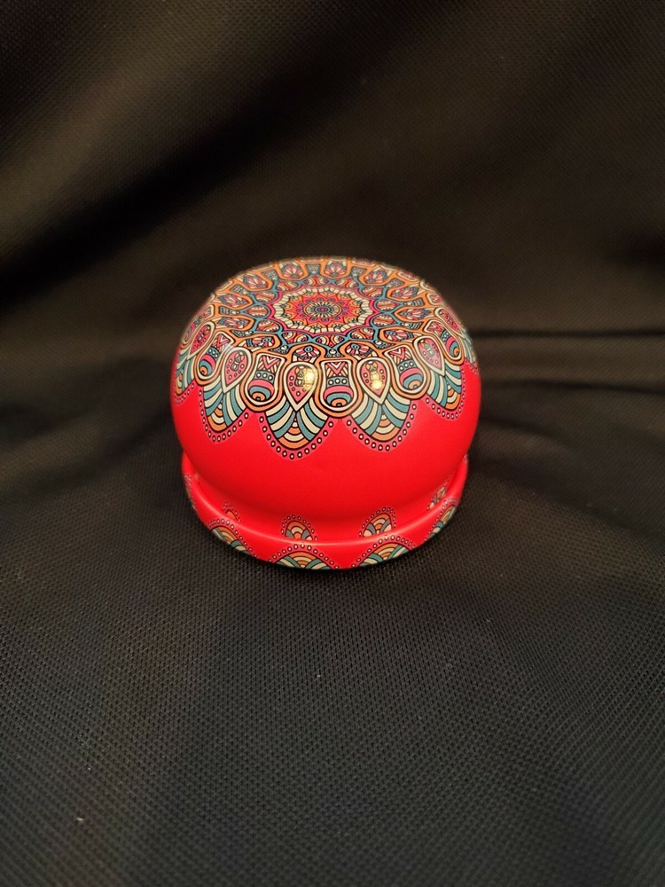 4 Empty Candle Tins with Lids 2.2 oz