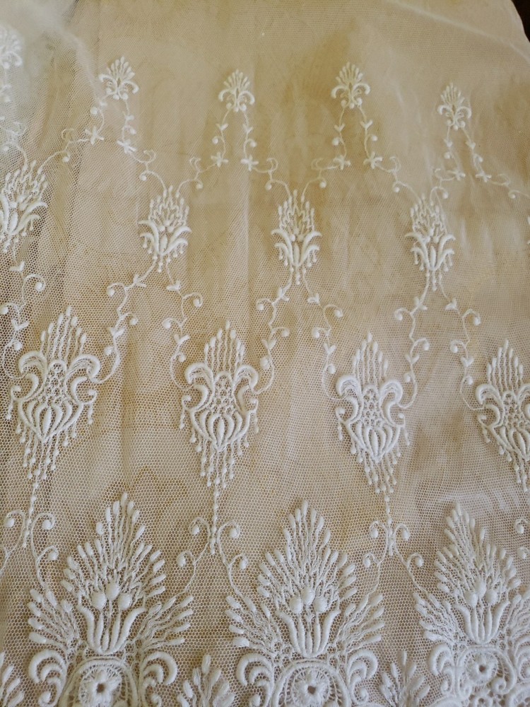Vintage Chasuble/Vestment/Lace