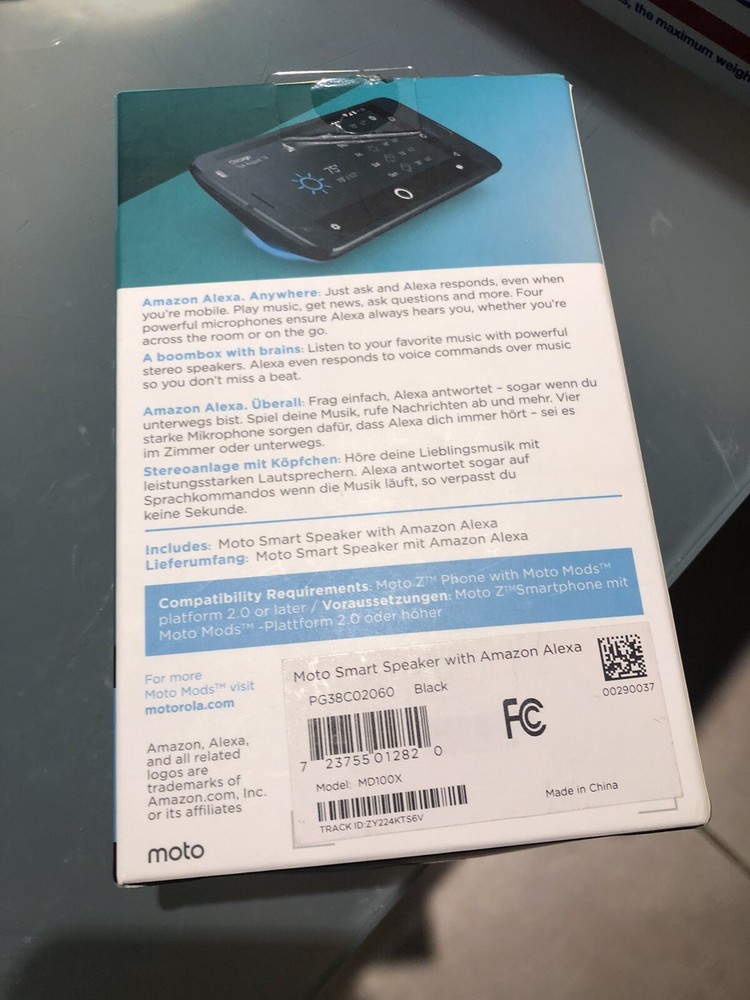 Motorolla Moto Mod smart speaker Amazon Alexa