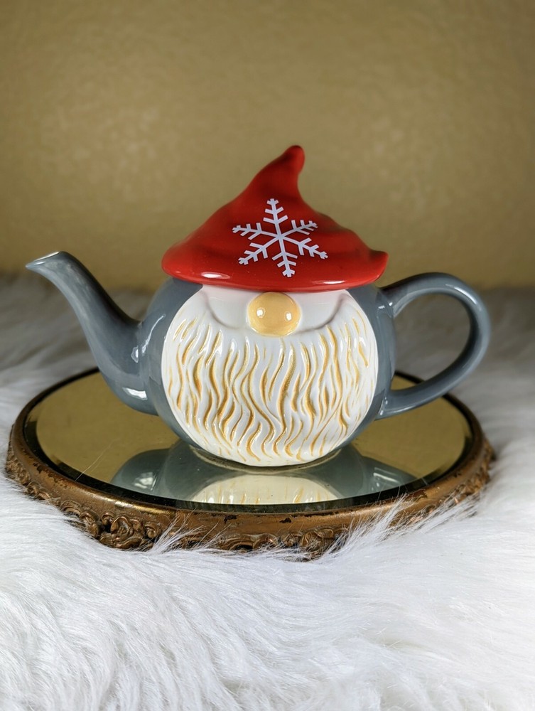 Arlington Designs Christmas Gnome Teapot