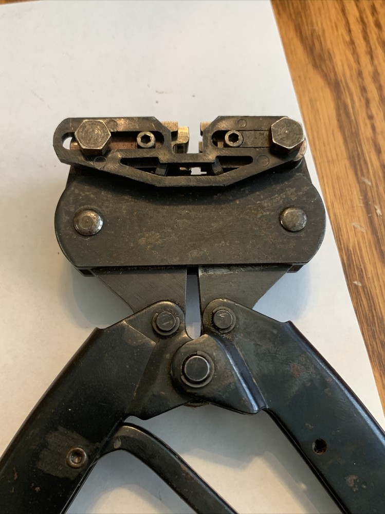 TYCO, Ratcheting, Hand Crimp Tool, AMP 656–1-E Type OB MOD-E Hand Crimp Tool