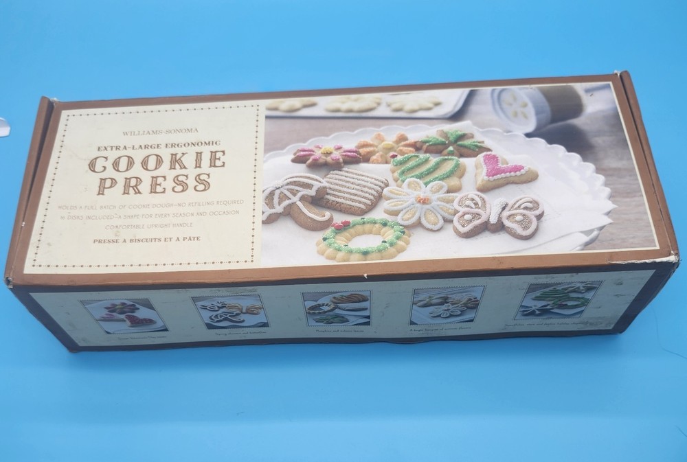 Williams-Sonoma Extra-Large Ergonomic Cookie Press 16 Discs Complete Baking Tool