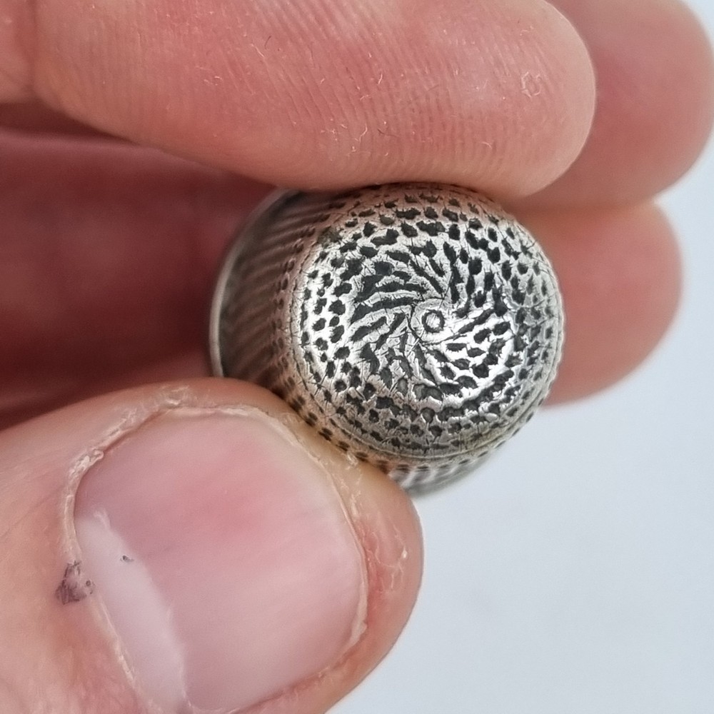Antique Solid Silver Thimble Birmingham 1916 James Swann