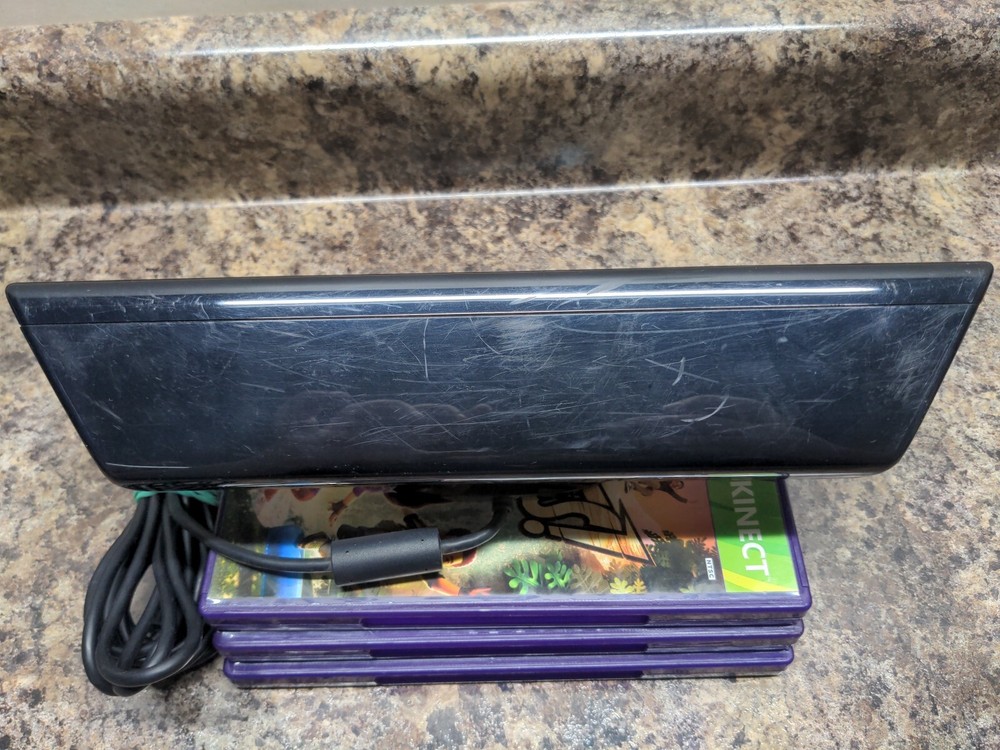Microsoft Kinect Sensor For Xbox 360 3 Games Lot #ML