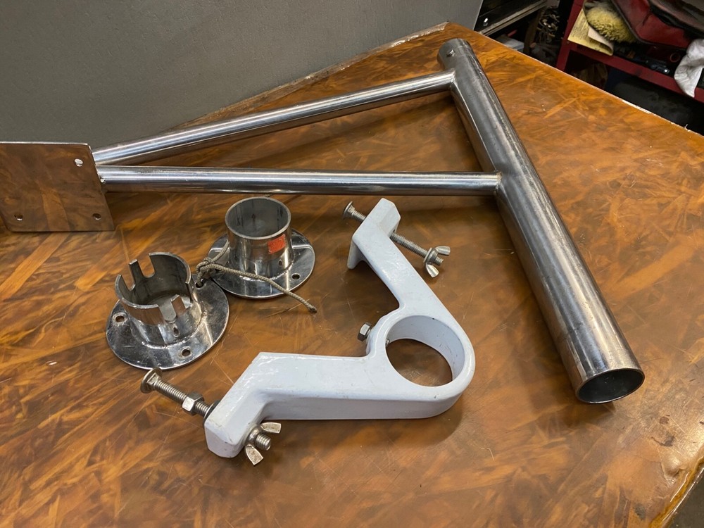 Edson Rotating Seat Bracket w/ Mounting Base C-498 , bracket width bolt/bolt 9