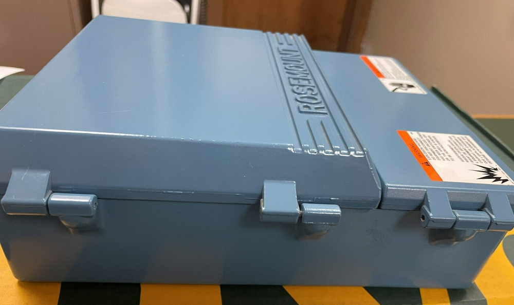 ROSEMOUNT MAGNETIC FLOWMETER TRANSMITTER / MODEL 8712DR12N0