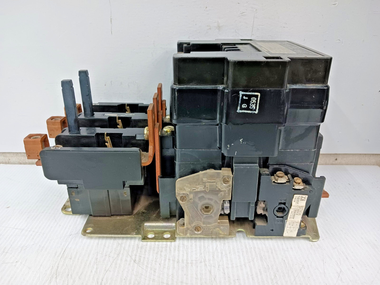 Square D Size 3 Motor Starter 600 VAC Max 120 VAC Coil 50 HP Max 8536SEO1