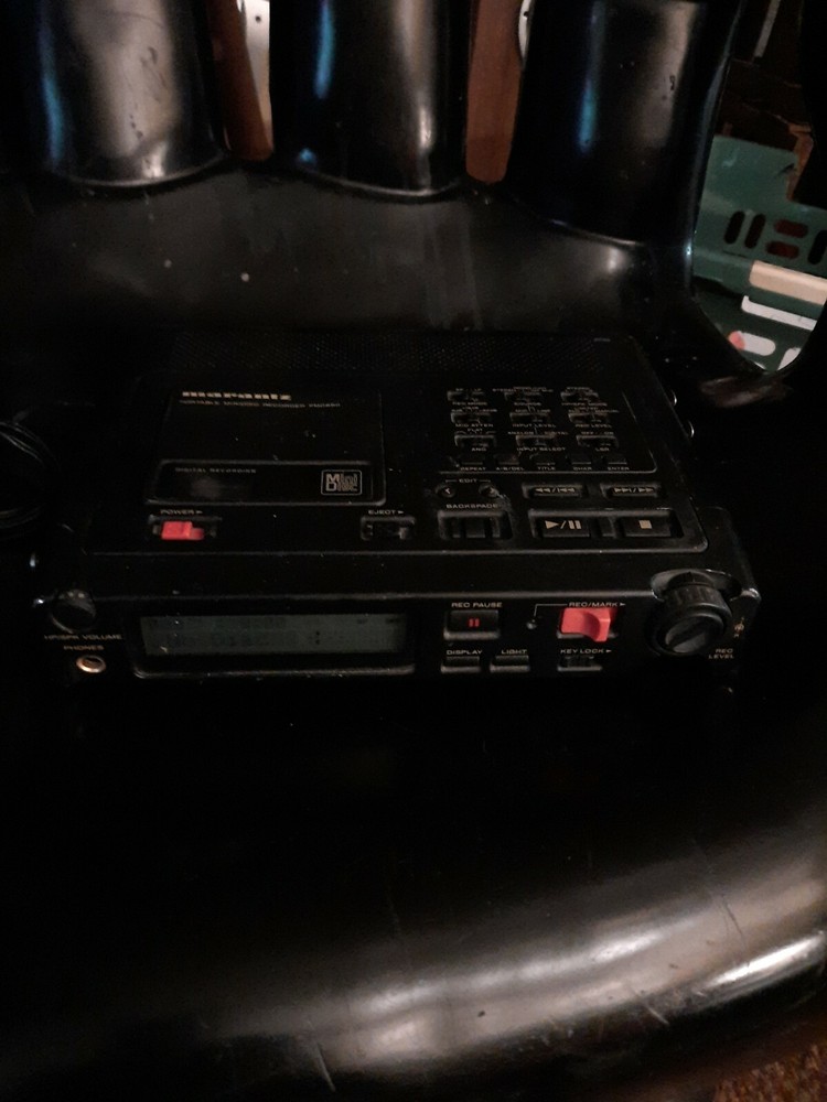 portable mini disc player recorder