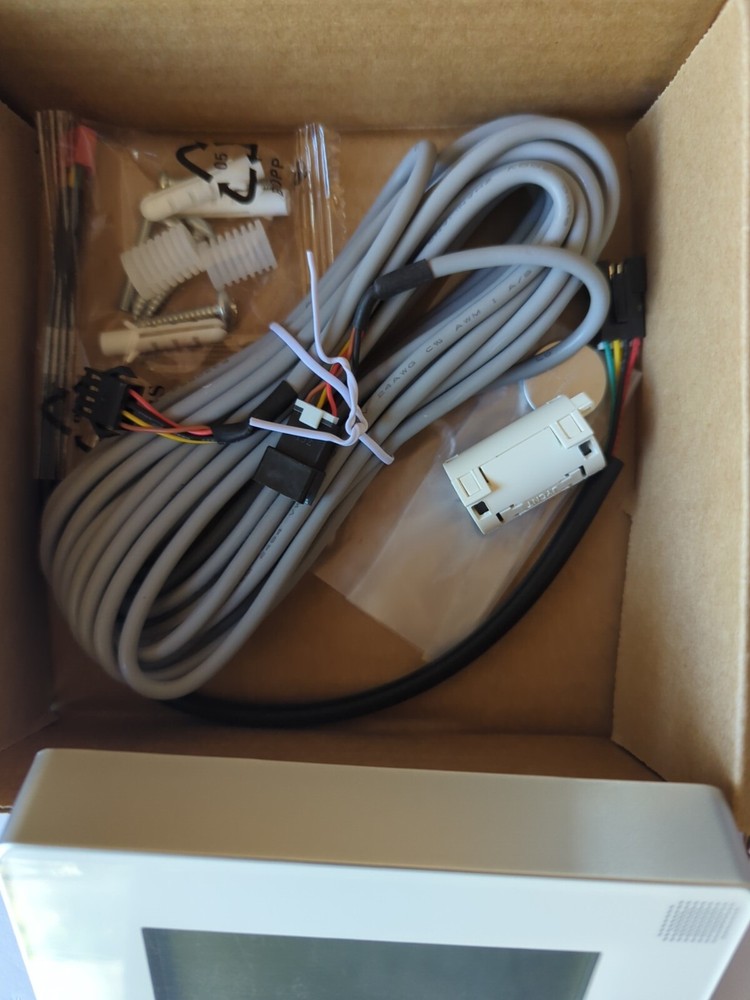 Carrier KSACN0801AAA Wired Remote Controller 7 Day Programmable Thermostat NIB