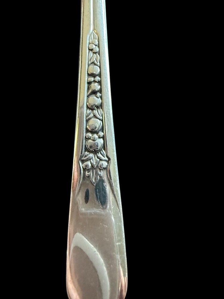 WM Rogers MFGCO Priscilla Or Lady Ann Pattern Silverplate Salad Fork