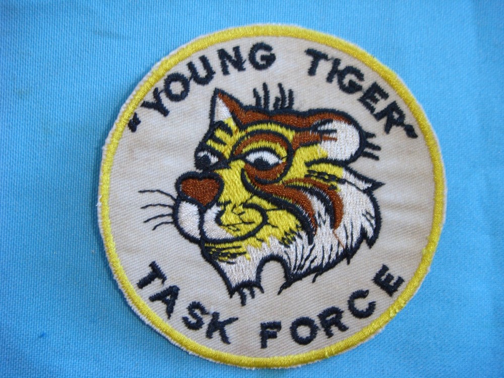 VIETNAM WAR PATCH,  US TASK FORCE " YOUNG TIGER "