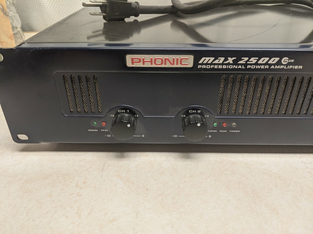 Phonic Max 2500 Plus Professional Power Amplifier