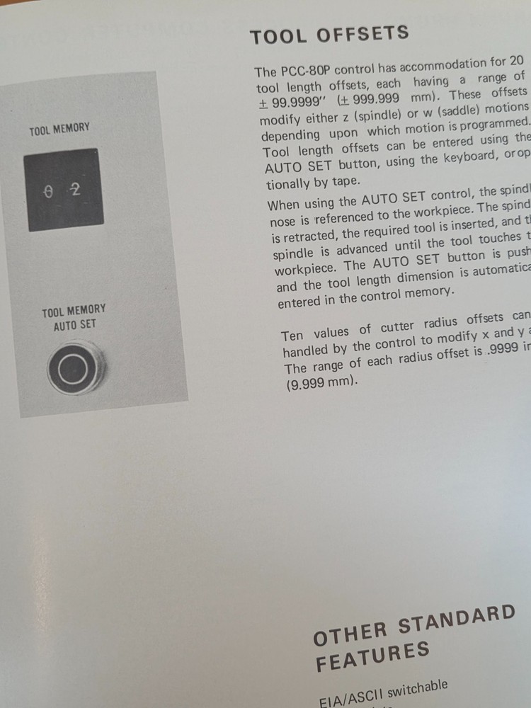 GIDDDINGS & LEWIS NumeriPoint 80-P Process Computer Control Catalog 1974