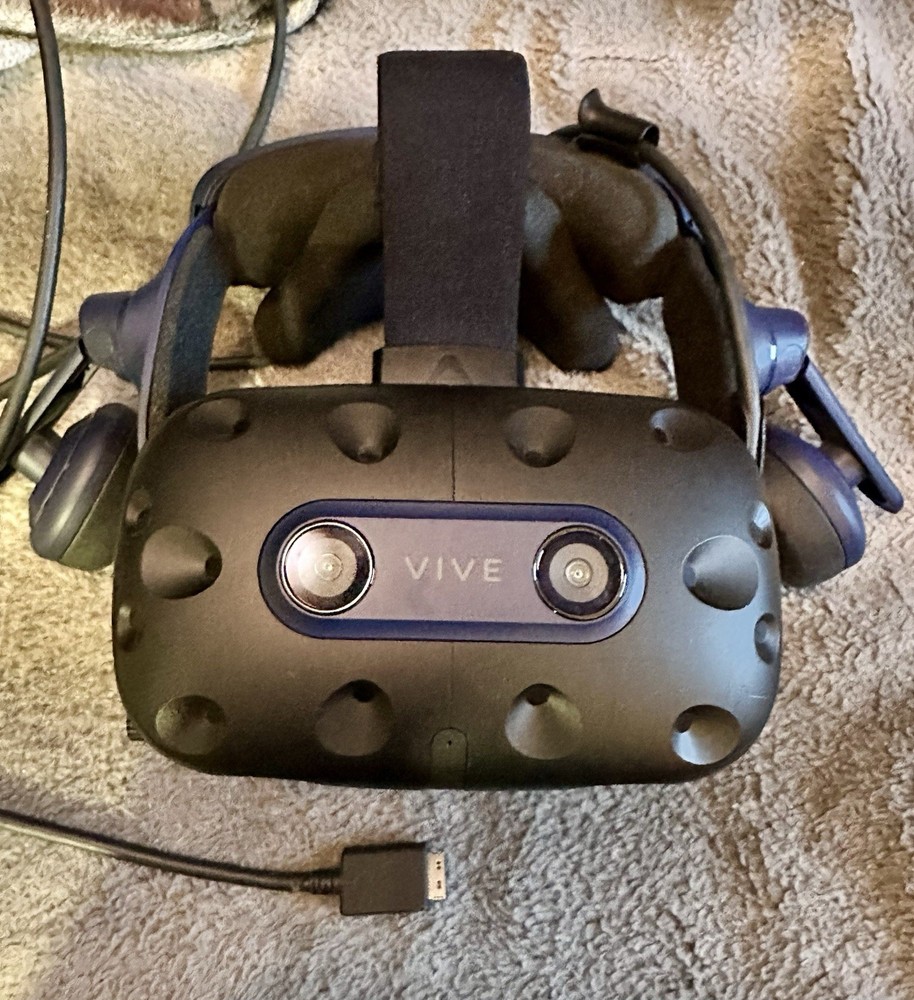 HTC Vive Pro 2 VR Headset