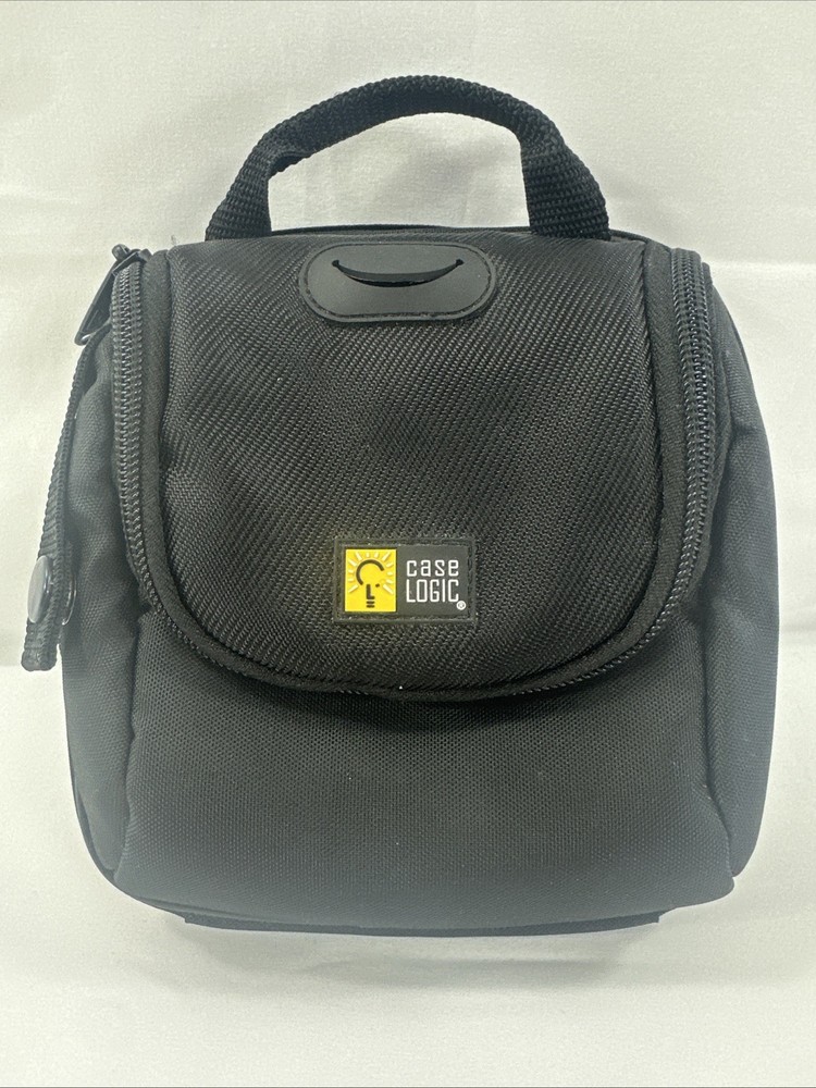 Case Logic CD Case 24 Capacity Black Nylon Carrying Case w/Handle EUC