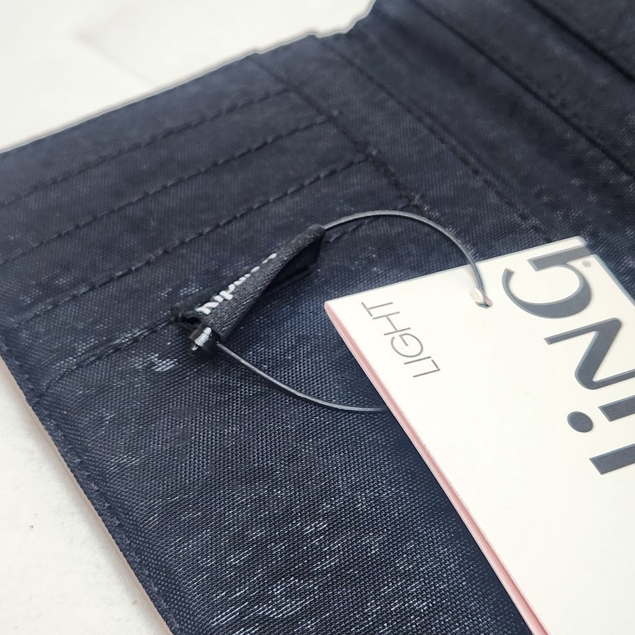 Kipling Passport Holder Black Python Embossed 4 Credit Card Slots 5.5 x 4 NWT