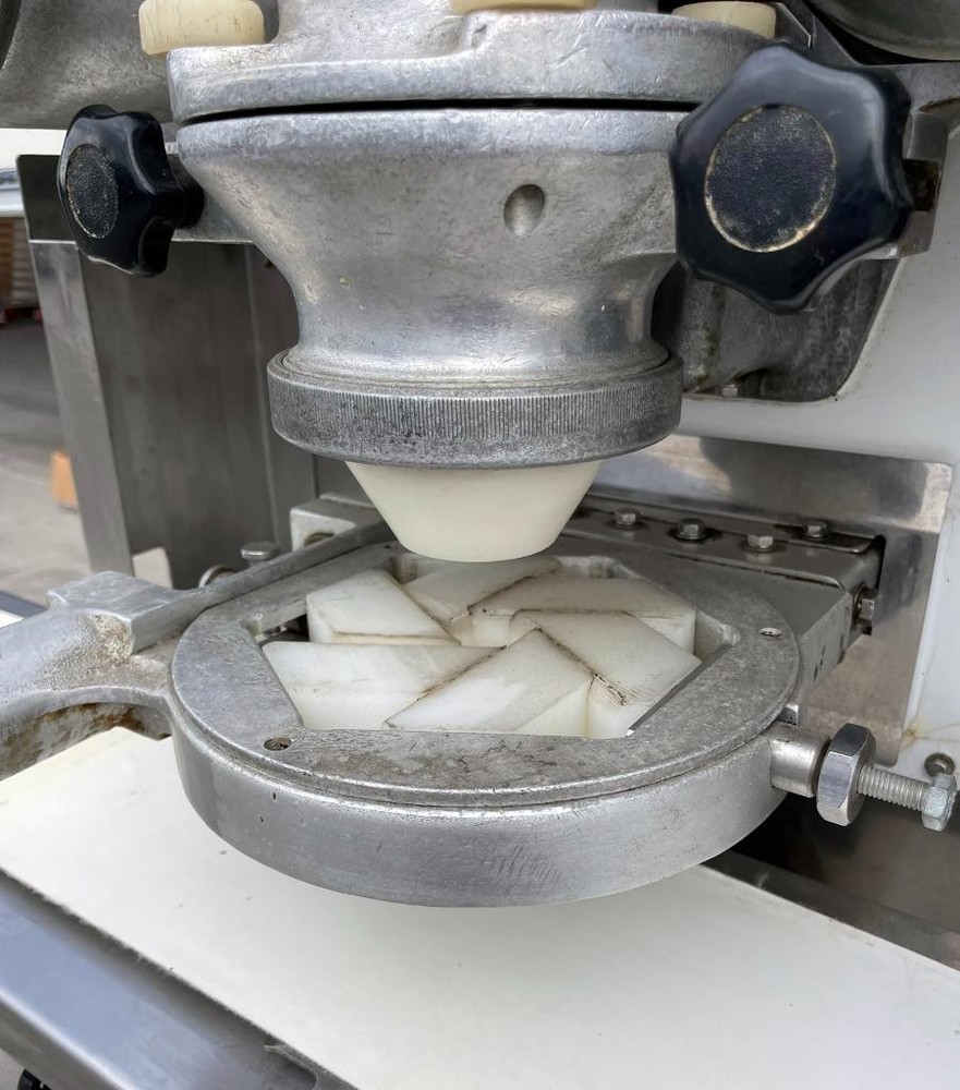 Rheon (CORNUCOPIA KN170) Automatic Encrusting Confectionary Depositing Machine