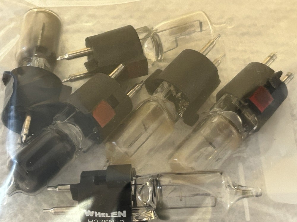 Whelen Halogen Bulbs, 6