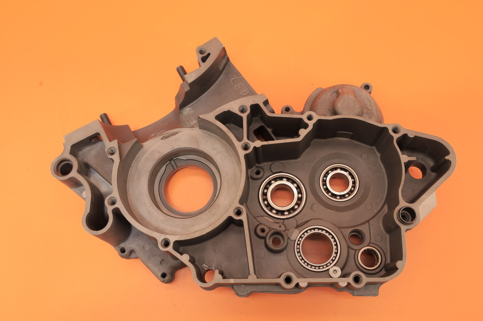 2003 98-05 KTM 200 EXC SX OEM Engine Crankcase Set Carter Block Half Bottom End