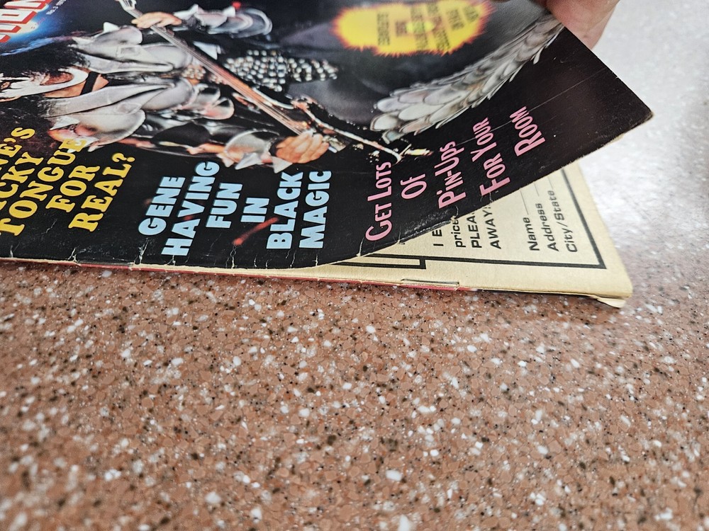 KISS Collection Series Gene Simmons Magazine 1979