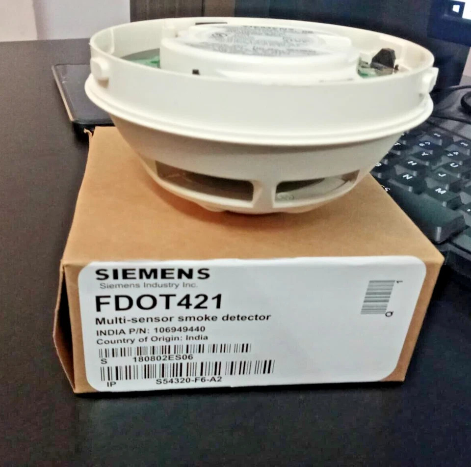 FDOT421 Siemens Multi-Sensor Smoke Detector Model 106949440