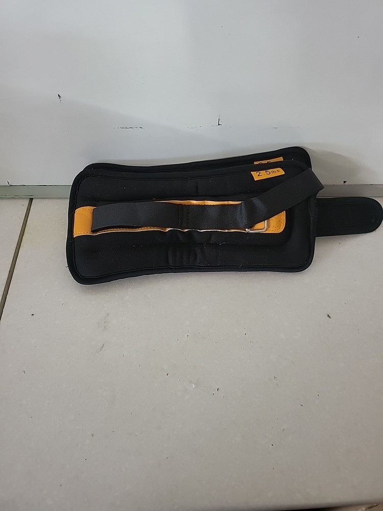 Athletic Works 2.5 lb Ankle Wrist Weights Pair Adjustable Hook Loop