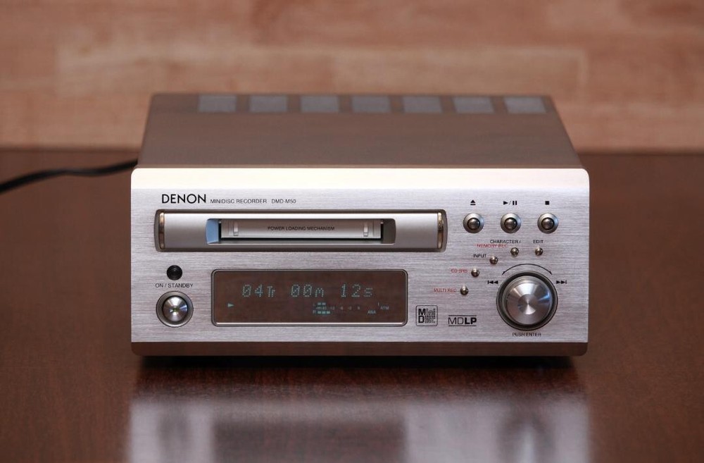 DENON DMD-M50 MD deck Mini disc player MD Deck Recorder 2001 Japan Used