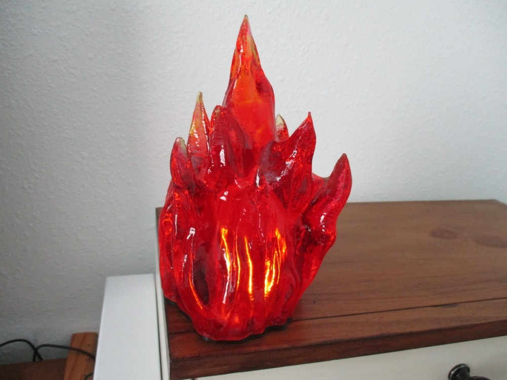 FLICKERING FLAME LED LIGHT DISPLAY
