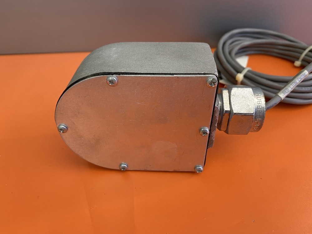 Red Lion Controls RPGC0031 Control Pulse Generator