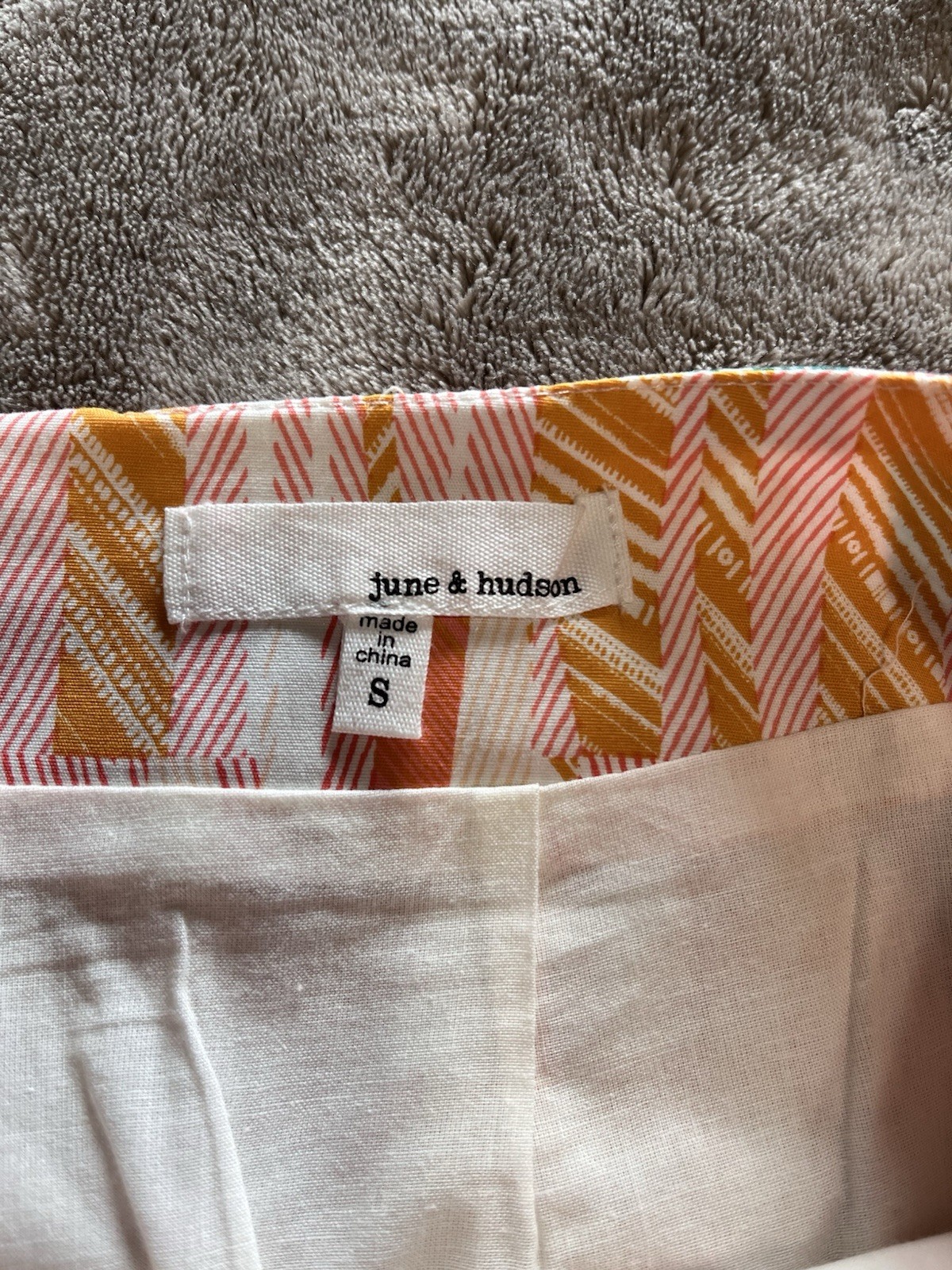 JUNE & HUDSON Boho Unique Fit & Flare Colorful Geo Skirt Sz Small EUC