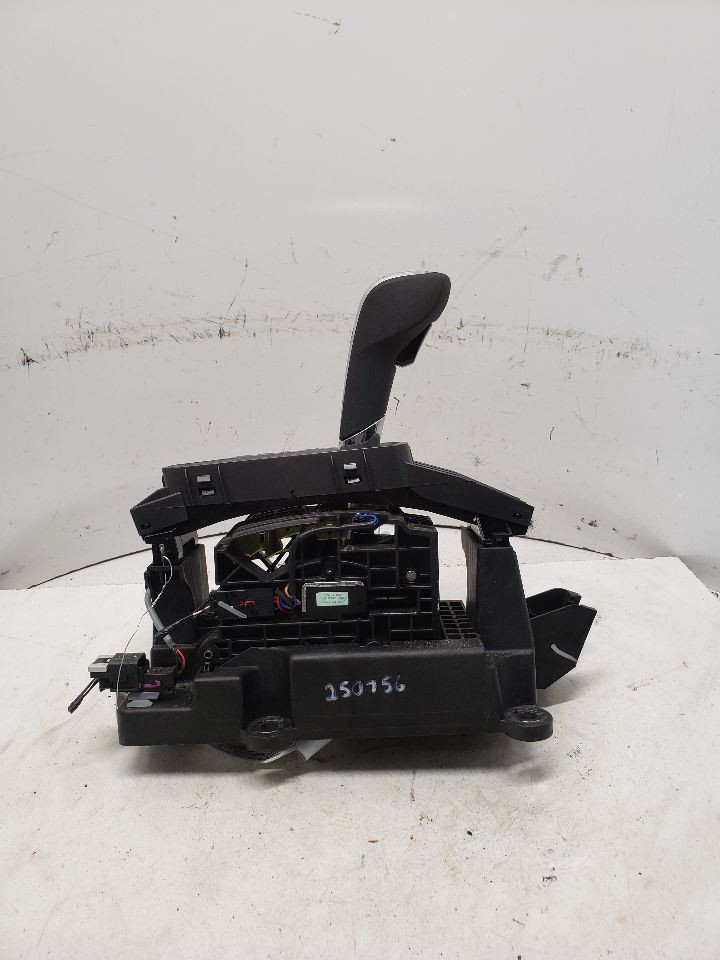 EQUINOX 2013 Transmission Shift OEM