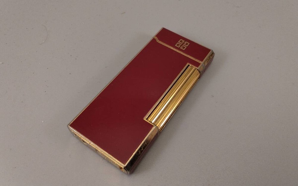 Fully Working Givenchy Lighter・GV2000・Engine・