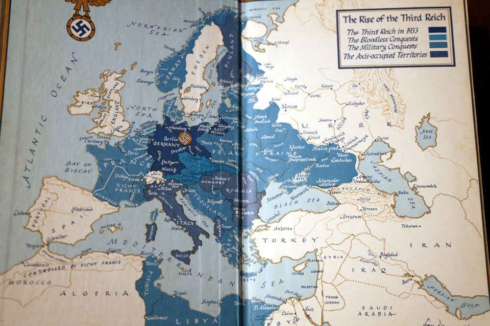 Rise and Fall of the Third Reich: History of Nazi Germany William L. Shirer 1960