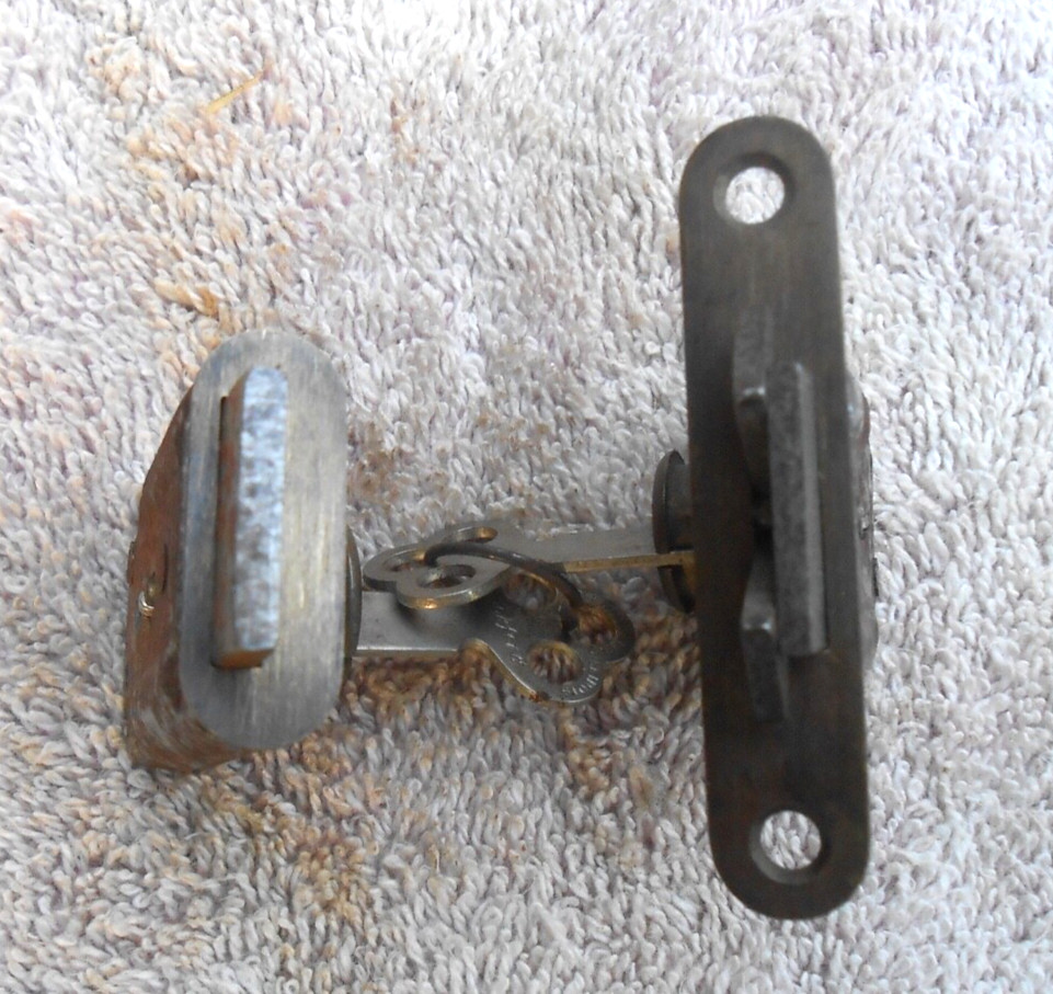 2 different Vtg ROCKFORD Locks With 2 same keys