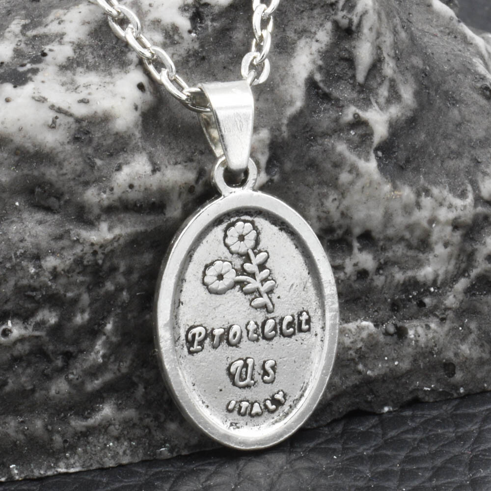 Saint St Christopher Protect Us Oval Silver Medal Pendant Necklace 18" Chain