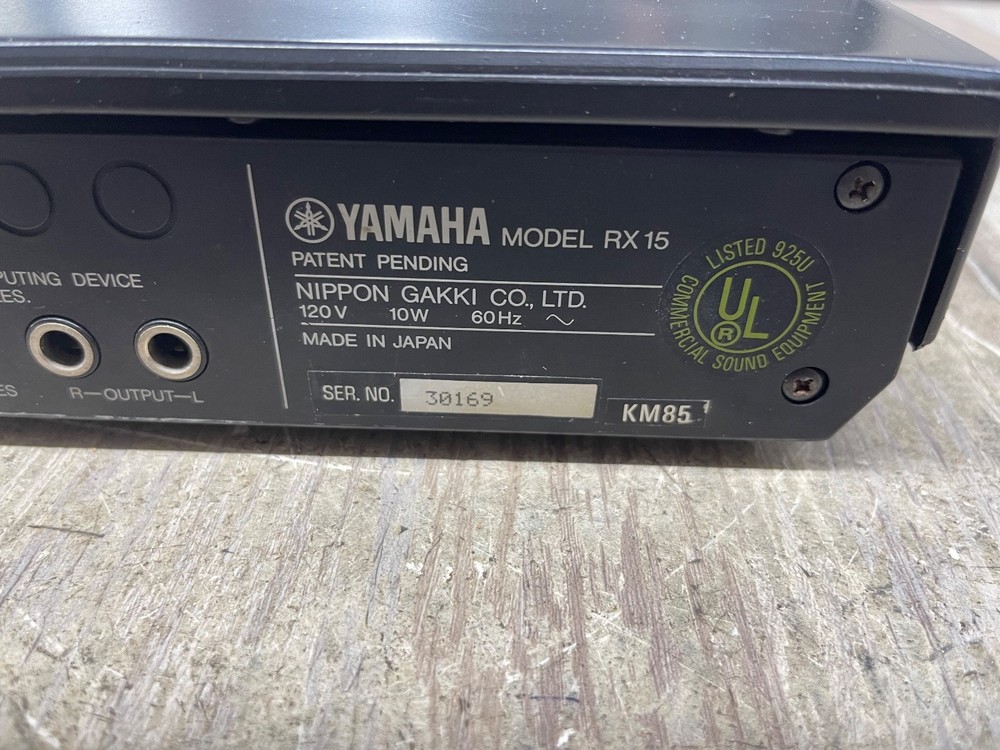 YAMAHA RX15 Digital Drum Machine