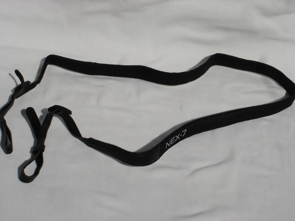 SONY NEX-7 camera strap , Genuine