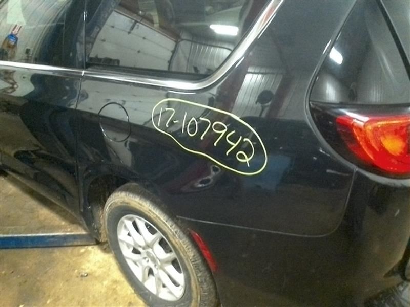 Driver Left Front Spindle/Knuckle Fits 17 PACIFICA 10190522