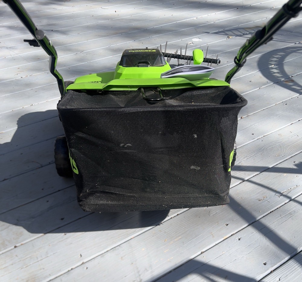 Greenworks DT40B00 Cordless Dethatcher Unused